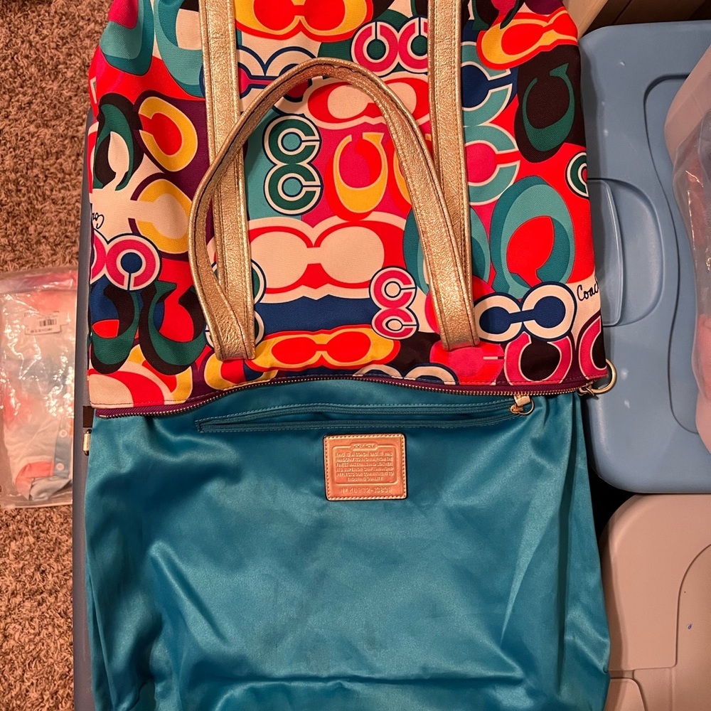 Coach Poppy Multicolor Signature Pop Tote with Gold Accents - Picture 3 of 8